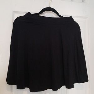 Black skater skirt